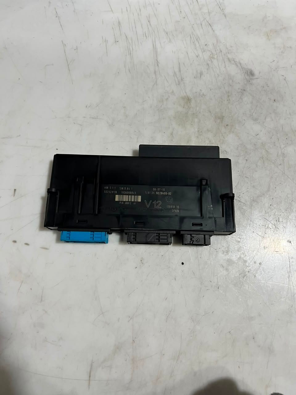 BMW 528i F07 5' GT M6 535i Body Control Module BCM Junction Box 9228495 OEM