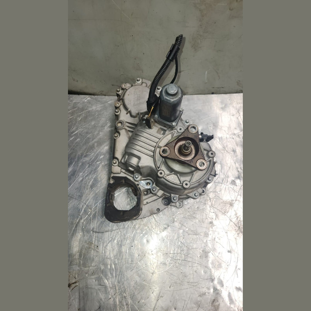 2007-2013 BMW X5 Transfer Case 7574777 X5 E70 ATC 700 USED 90K KM