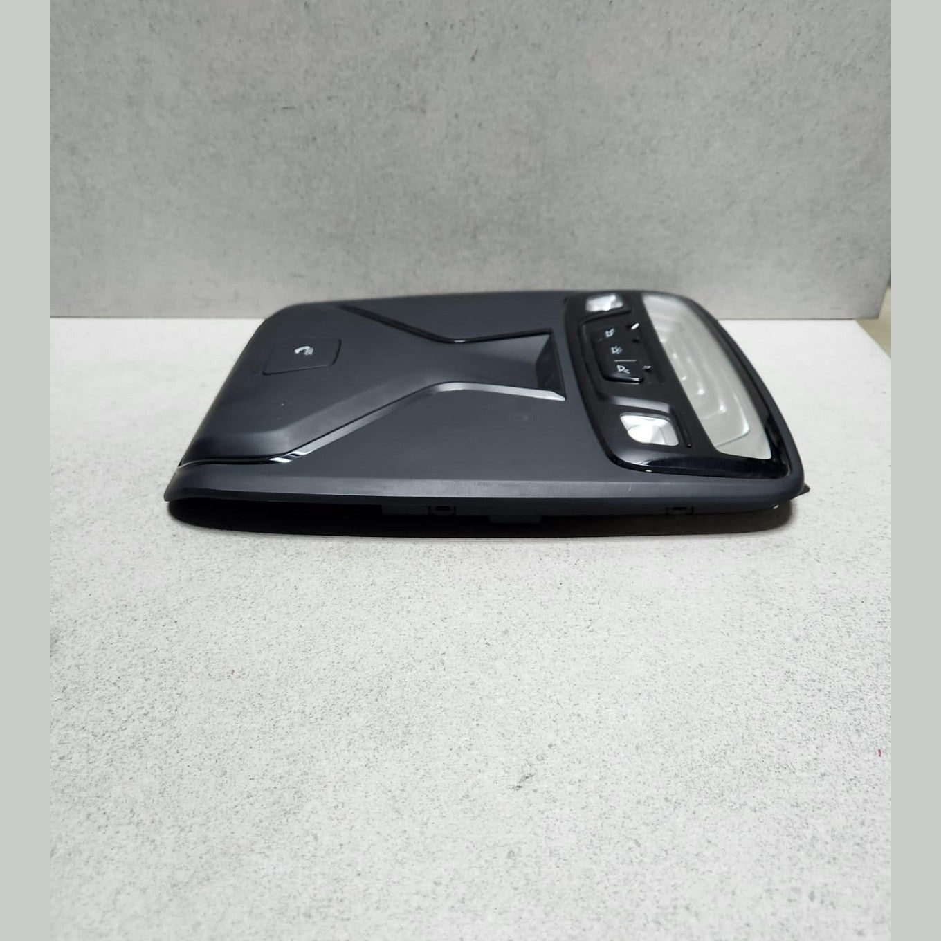 2018-2023 BMW X3 Interior Lighting Front 682901001 X3 G30 5 Series G26 
