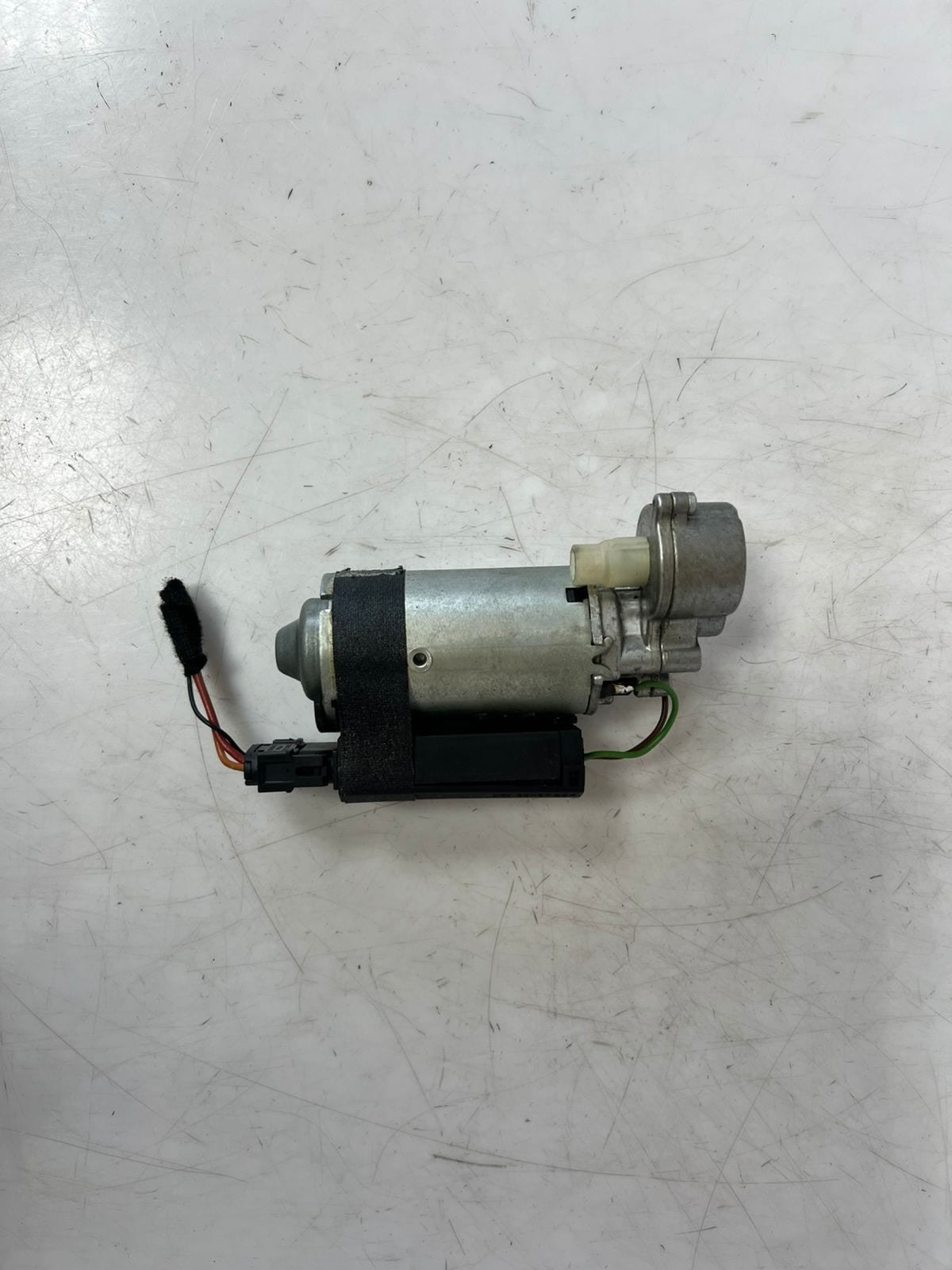 2000-2006 BMW X5 E53 Steering Column Adjustment Motor 6903946 OEM