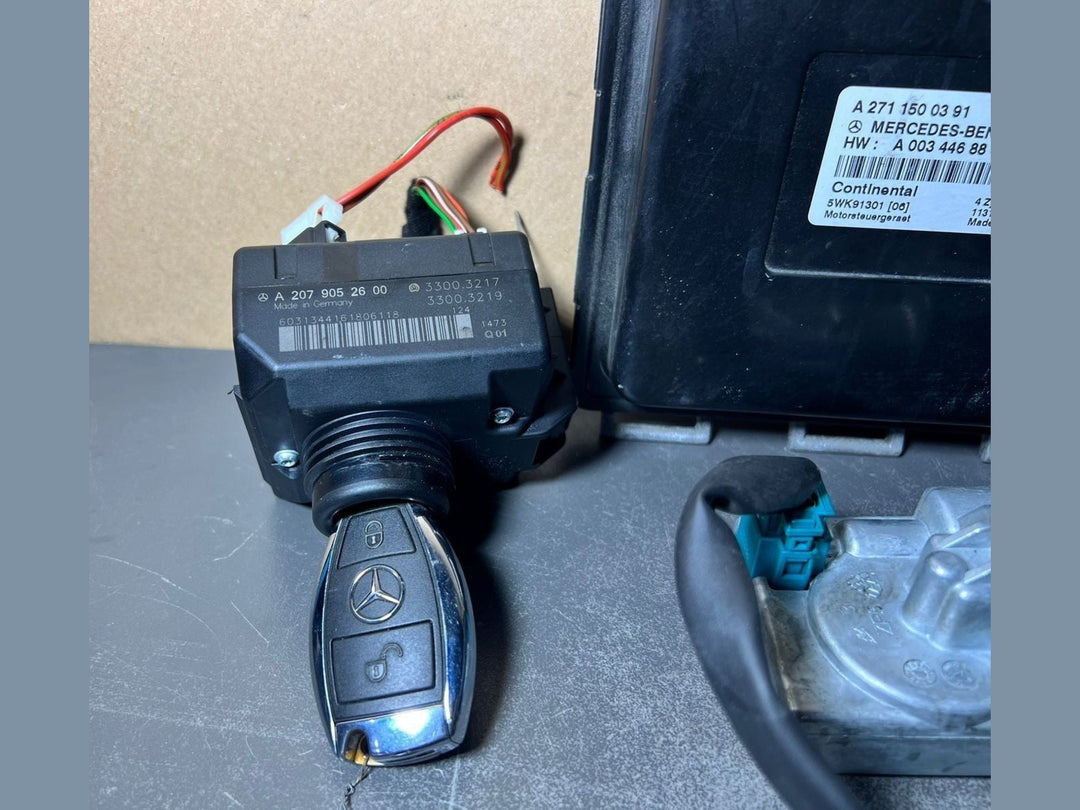 10-14 Mercedes-Benz W204 ECU Engine Control Module Ignition Key Switch SET OEM