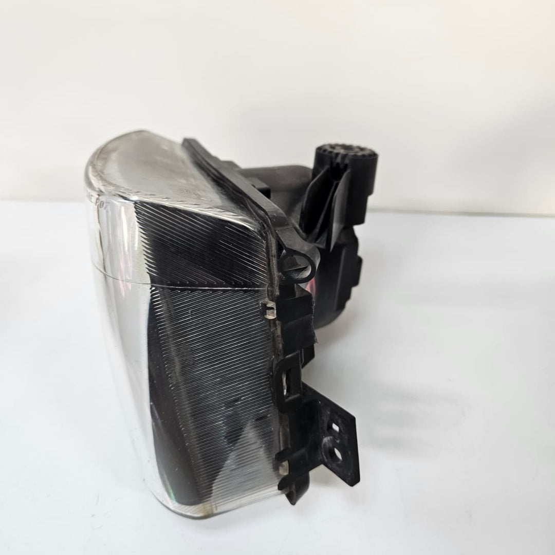 2009-2016 BMW 5 Series F10 528i 535 Right Fog Light 7216886 USED