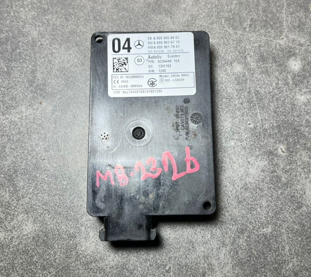 Mercedes W205 W222 Bumper Blind Spot Radar Distance Sensor Module A000 9058802