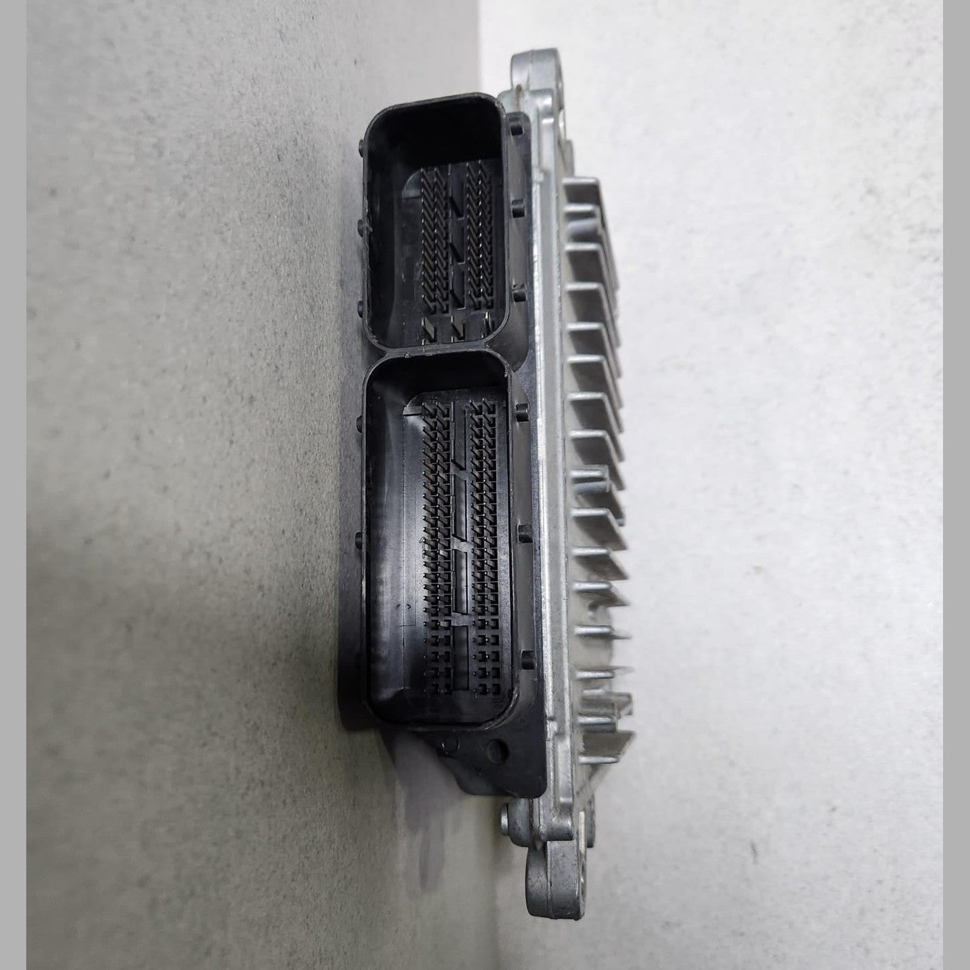 Benz Engine Control Unit A6401506734 A-Class W169 and B-Class W245