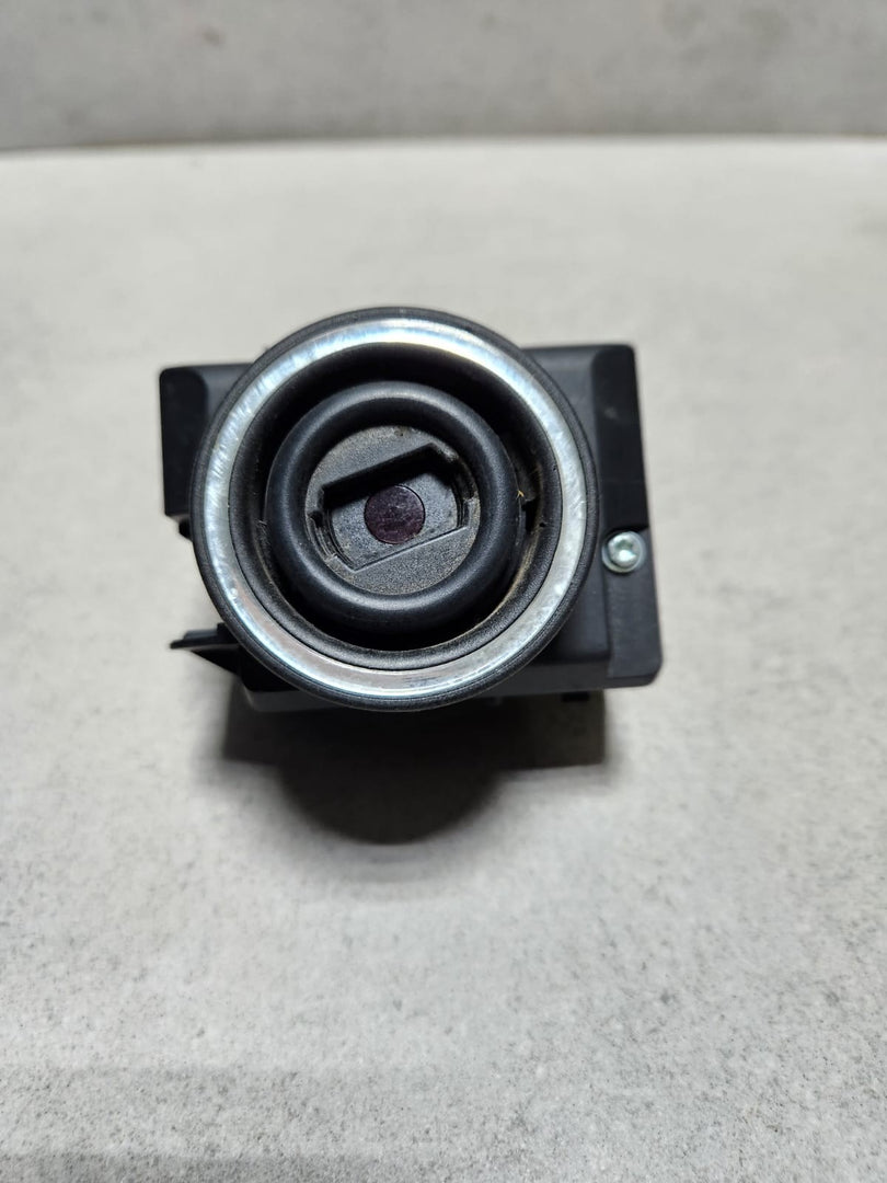 2006 Mercedes-Benz E350 Ignition Switch Module 2115451008 E-Class W211