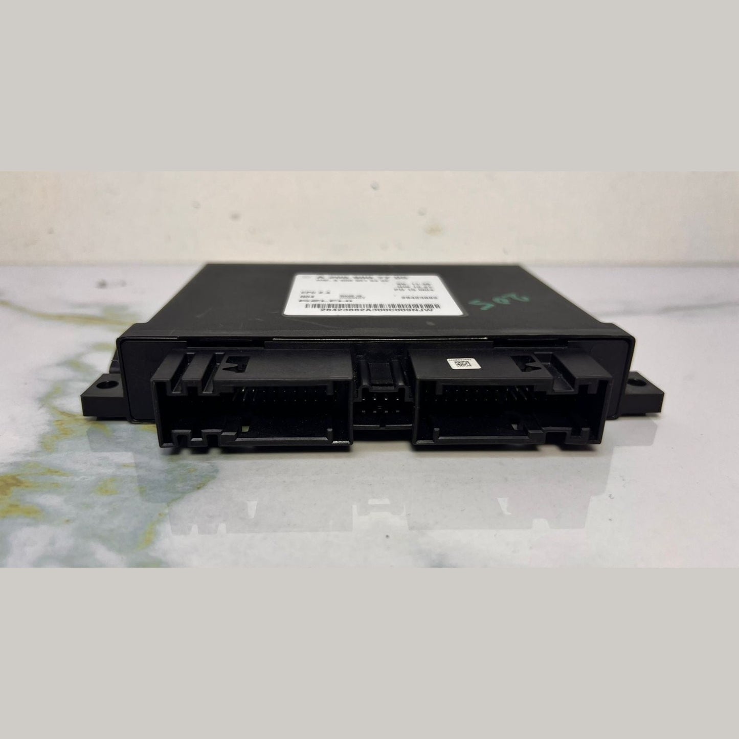Mercedes-Benz W205 Drivetrain Control Unit A 205 900 77 05
