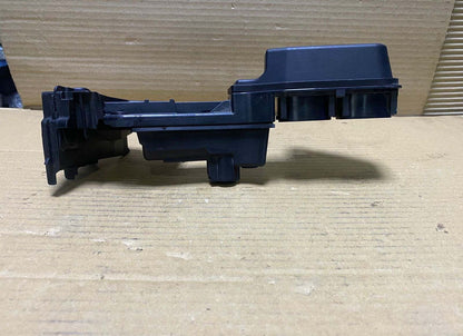 BMW Battery Jump Start Terminal Box 6842525,3 Series G20 G21, 4 Series G22 G23 G