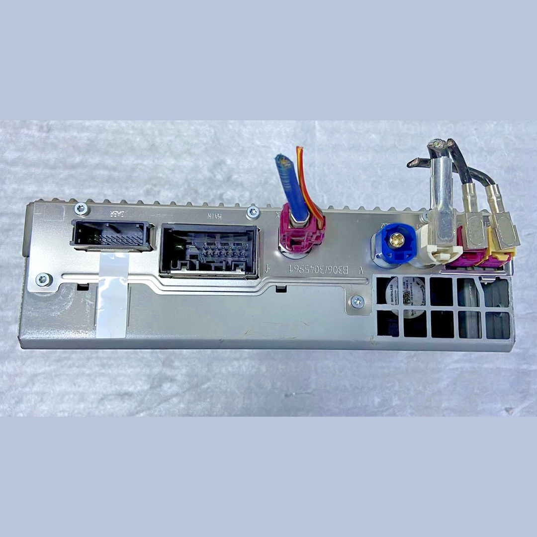 OEM BMW 1 Series (F40) Audio Headunit Multimedia 5A84B43 ALPINE