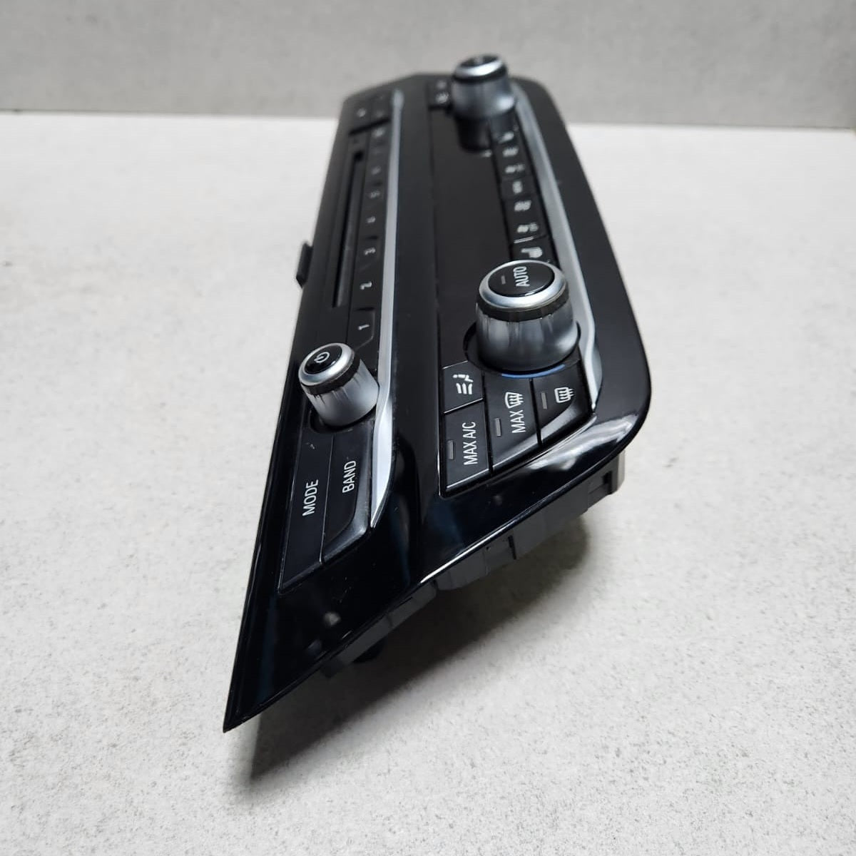 2018 BMW 540d xDrive Climate Control Switch Panel 6999402 530i 540i G30