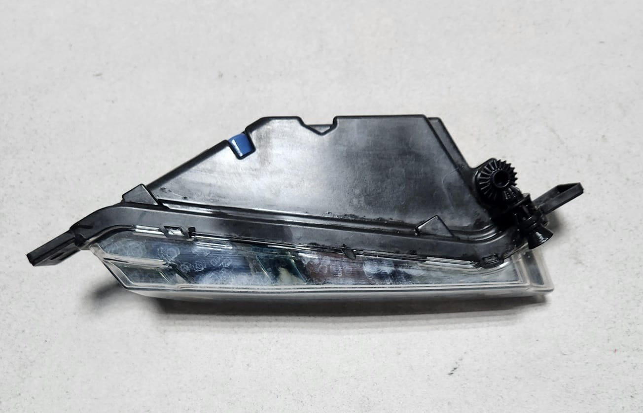 2018-2021 BMW X3 Front Fog Light Led Left 7412527 OEM 