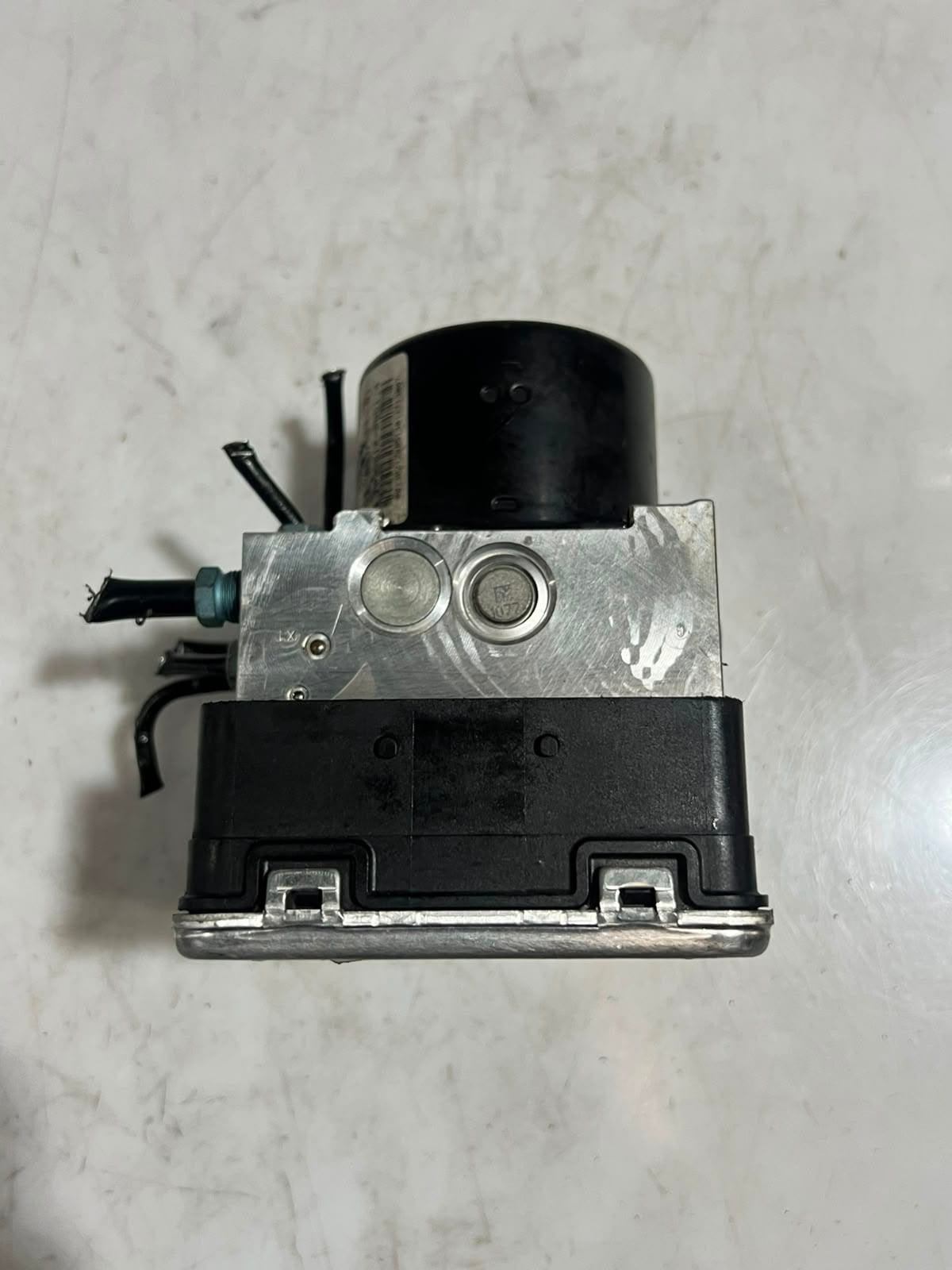 2011-2017 BMW X3 F25 and X4 F26 Abs Brake Pump Control Module 6857644 OEM