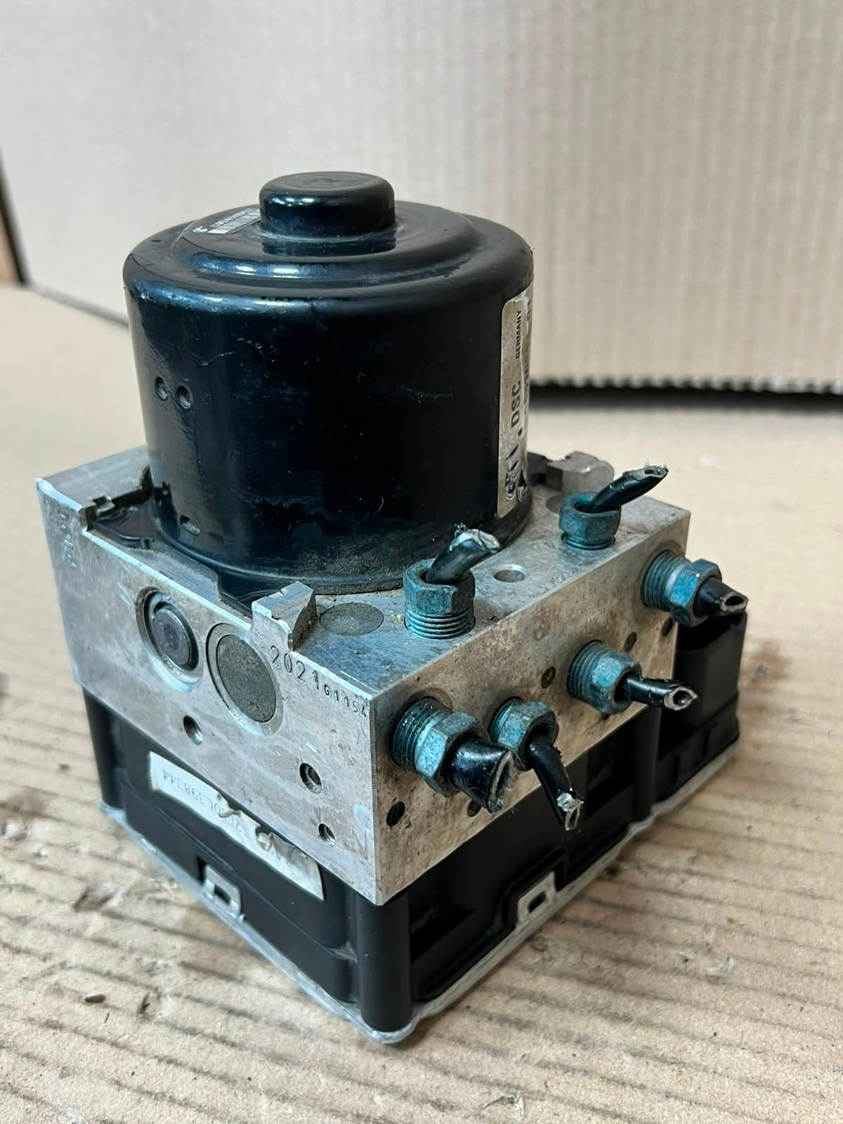 2011-2017 BMW X3 F25 X4 F26 ABS DSC Pump Control Module 6851086 OEM