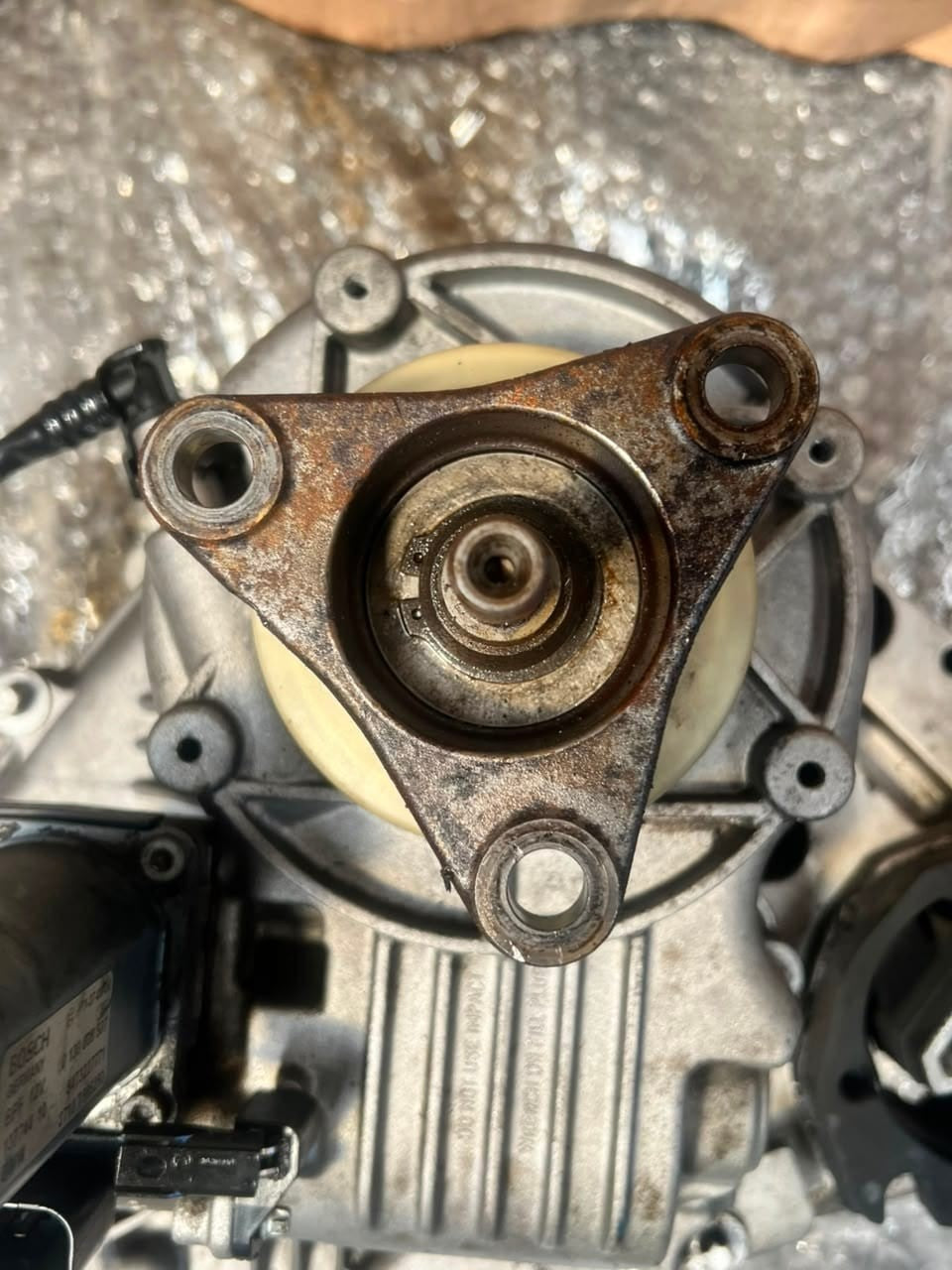 2008-2014 BMW X5 E70 N63 X6 E71 50iX DISTRIBUTOR Transfer Case 7574778 OEM