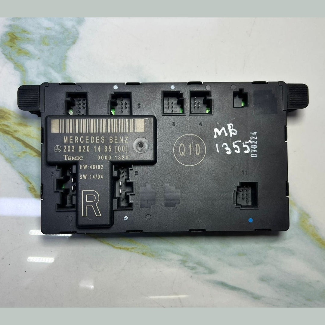 Mercedes-Benz Door Control Module 2038201485 W203 C-Class