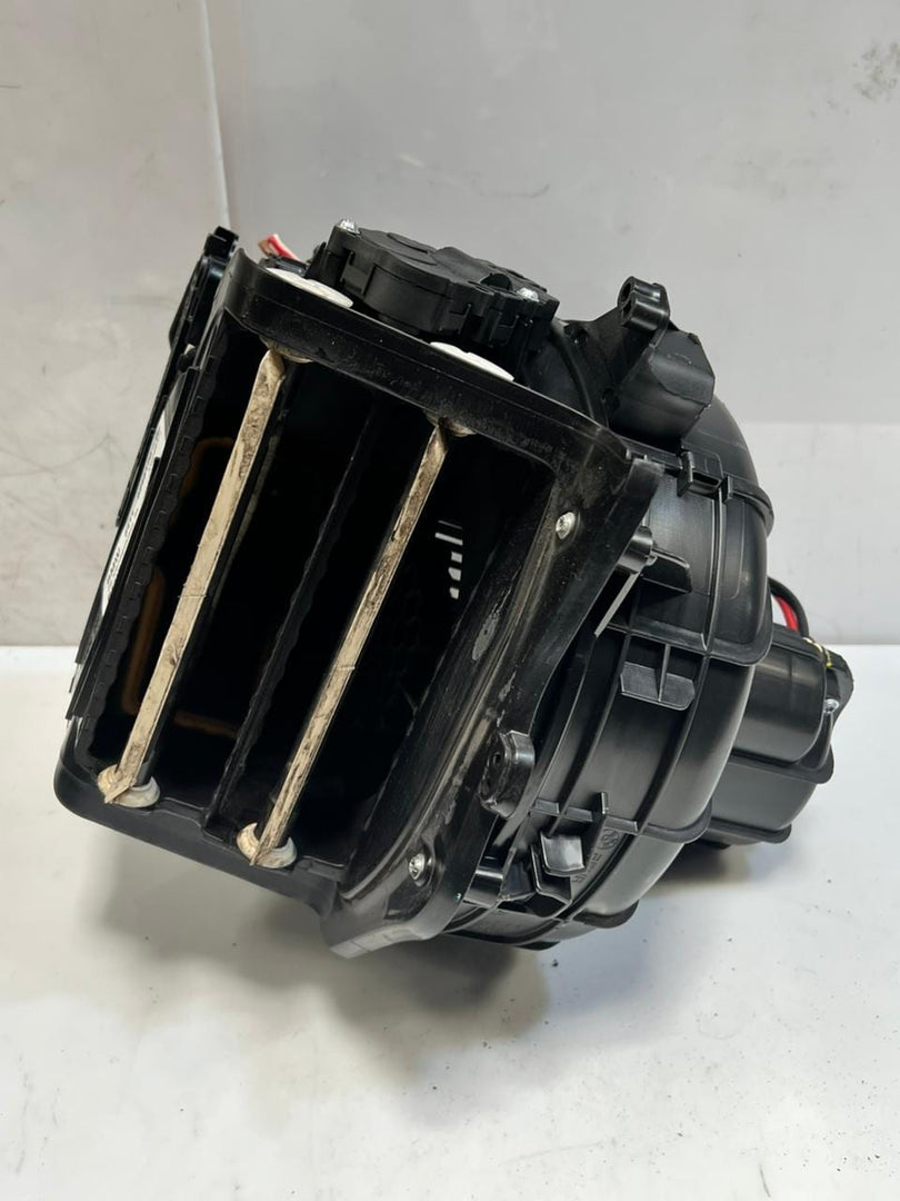 2009-2016 BMW M5 5 Series F10 F11 F07 GT F12 LCI F01 Heater Blower Motor 9248170