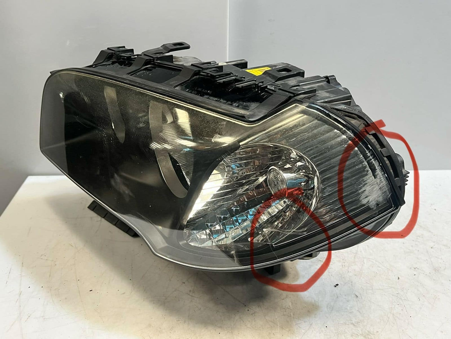 2004-2010 BMW X3 E83 Headlight Assembly AUTOMOTIVE LEFT RIGHT 3418418 3418417 