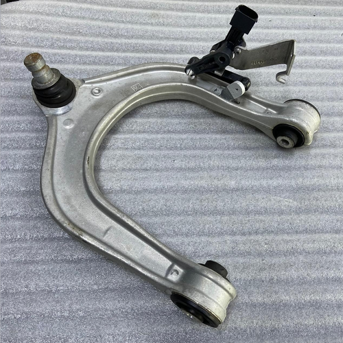 OEM BMW X5 G05 M50dX M50iX VORDERE RADNABE LINKS RADAUFHÄNGUNG SCHWENKLAGER 6889153