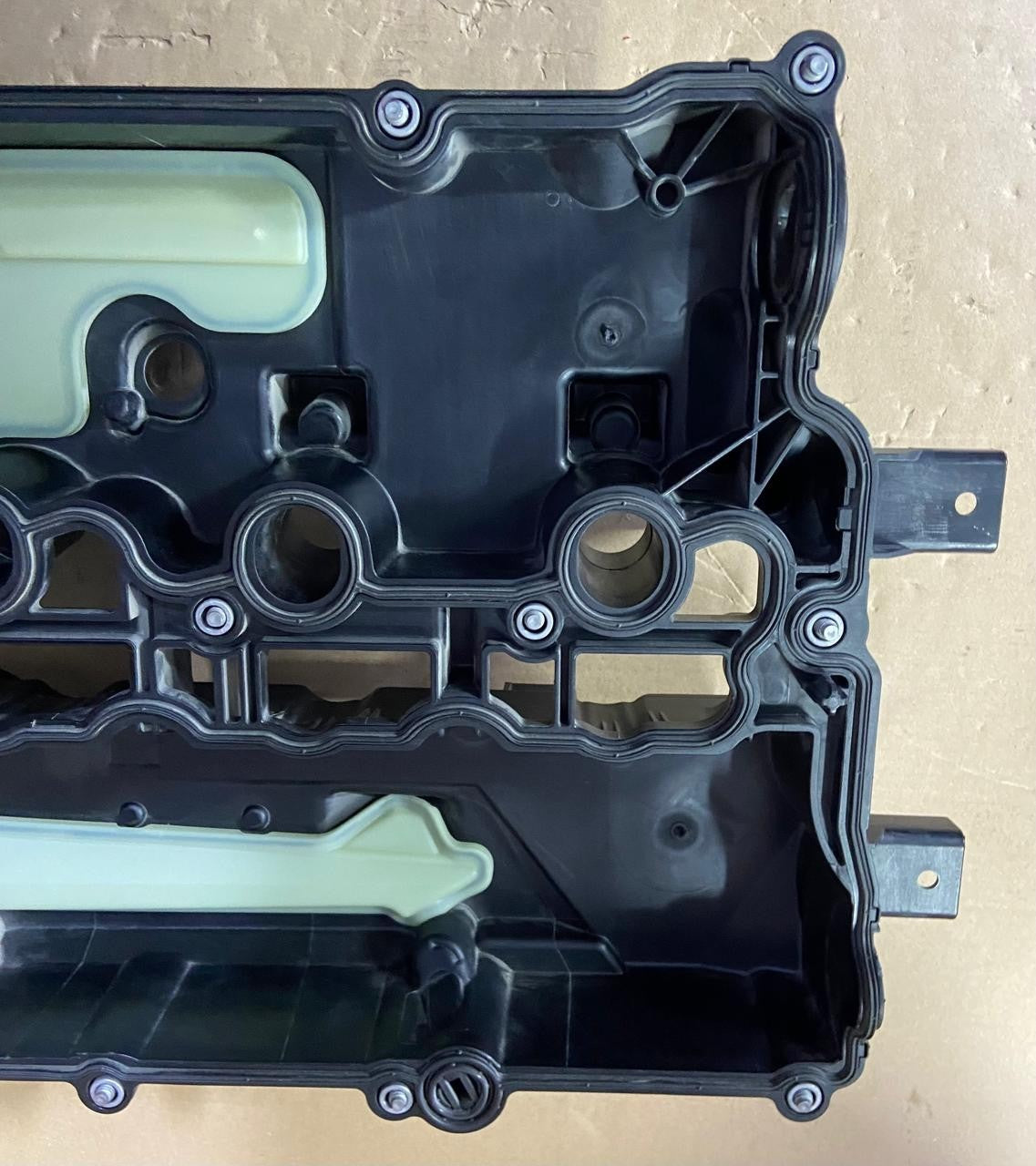 OEM BMW Cylinder Head Cover For B58B30P 2023 TO 2025 7952876 Geniune