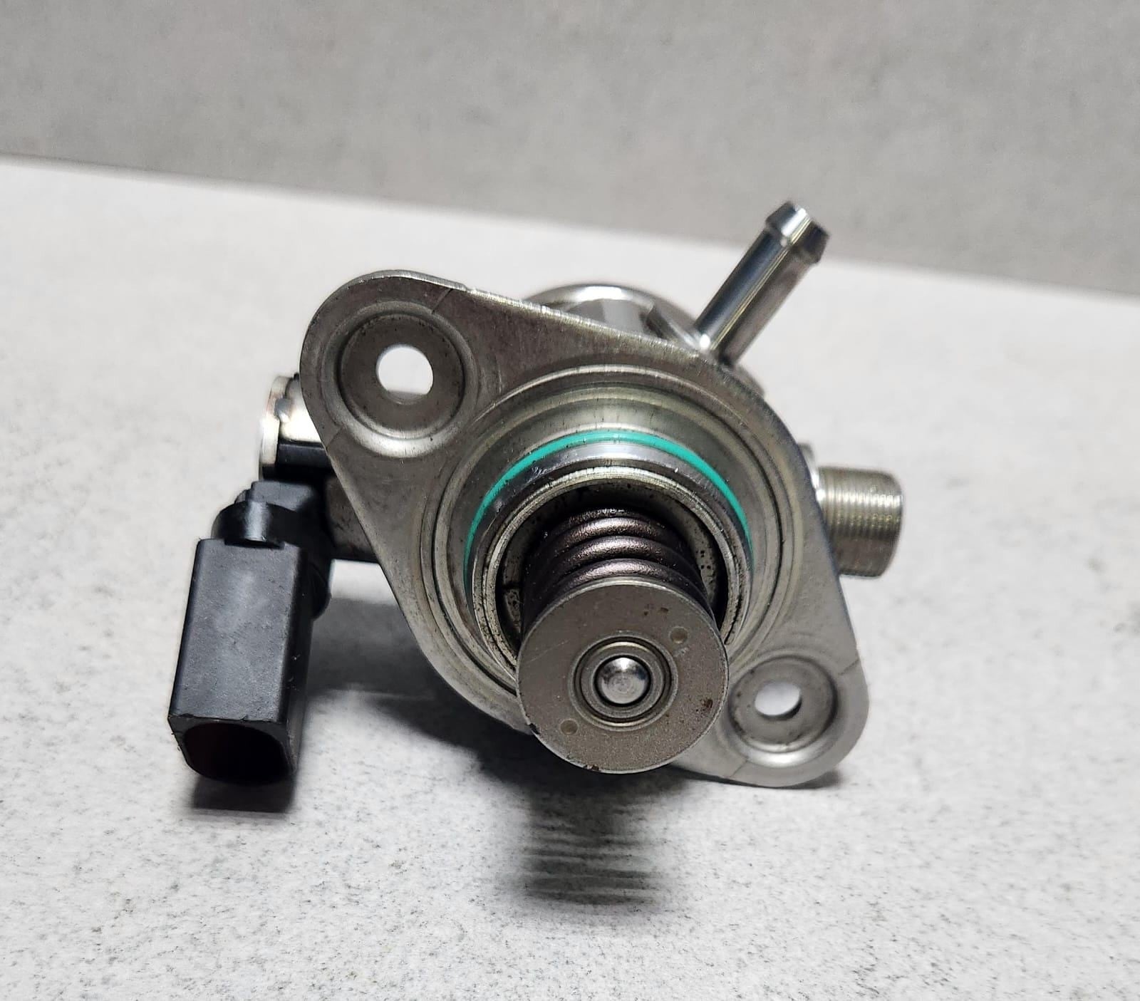 2019-2022 Mercedes-Benz A220 High Pressure Fuel Pump A2600700500