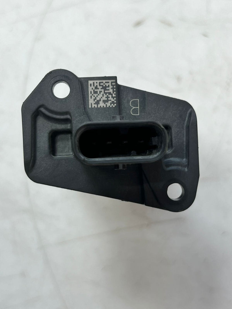 2017-2020 BMW 230i X3 X5 F22 F3X G30 G12 G01 G02 Mass Air Flow Sensor 8605565