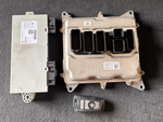 Load image into Gallery viewer, BMW 3 SERIES F30 F31 320i XDRIVE N20 ENGINE CONTROL UNIT SET OEM + KEY - 8606777
