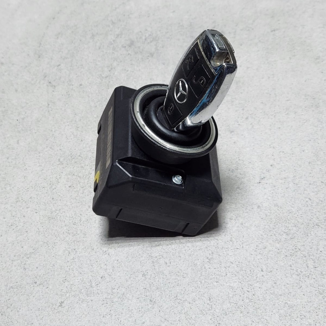 2010-2014 Mercedes-Benz C250 Ignition Switch A2045451308 C Class W204