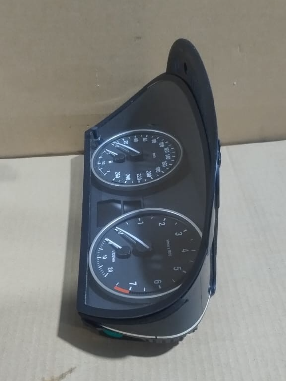 BMW X5 E70 / X6 E71 INSTRUMENT CLUSTER / SPEEDOMETER P/N 6976284