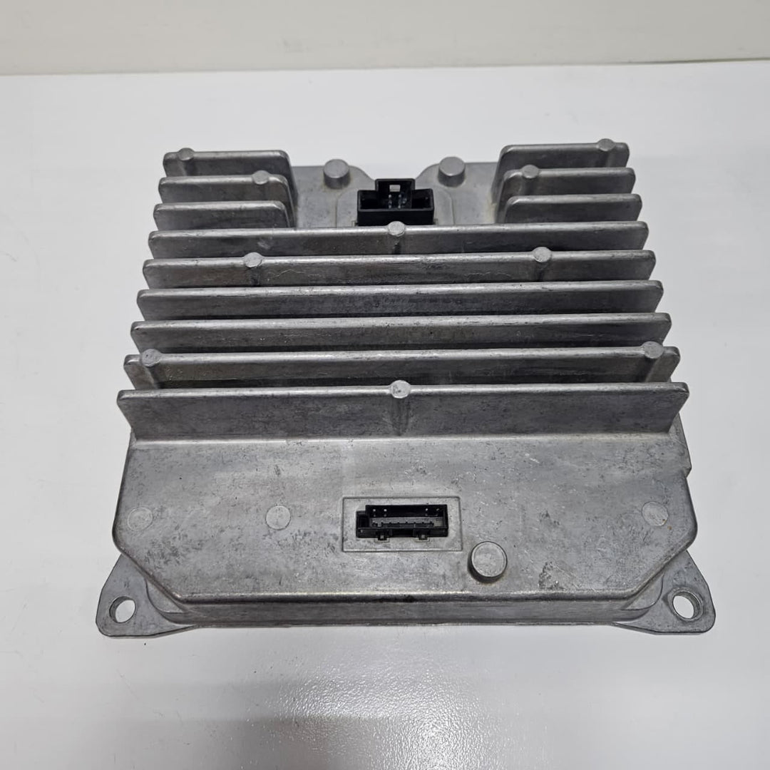 2017-2020 BMW 5 7 Series G30, G11 G12, X5 Power Control Module 9864884