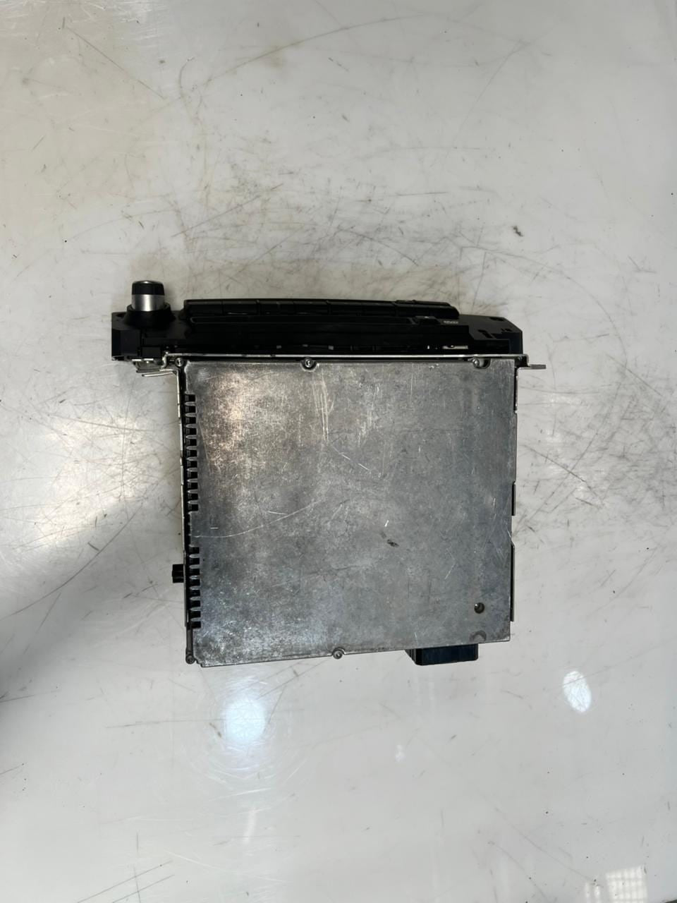 2008 BMW 1 Series E87 525i CCC NAV MODULE 3 CD DVD Audio Player 9185526 OEM