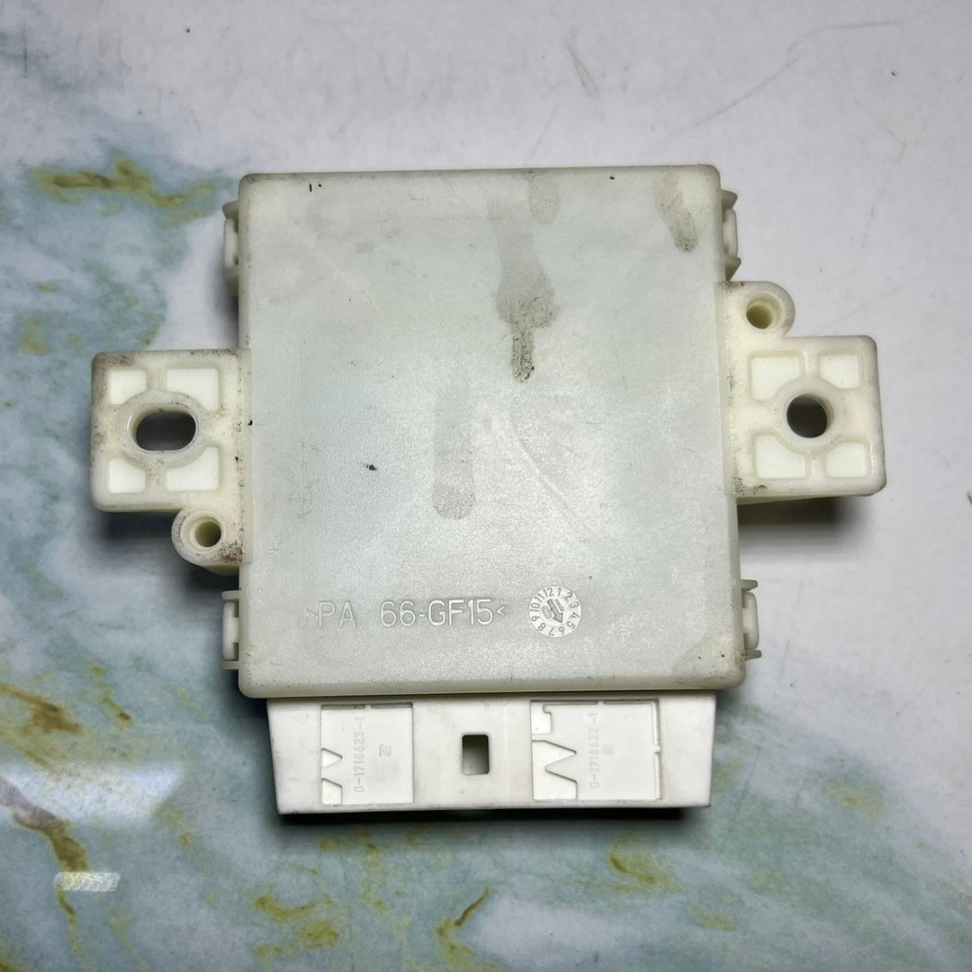 Mercedes Parking PDC Control Unit A2129009405 E Class W212