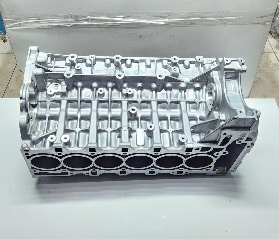 2010-2013 BMW 335i Engine Block N55 7935099 335i 435i 535i X4 X5, X6 UN PACKED