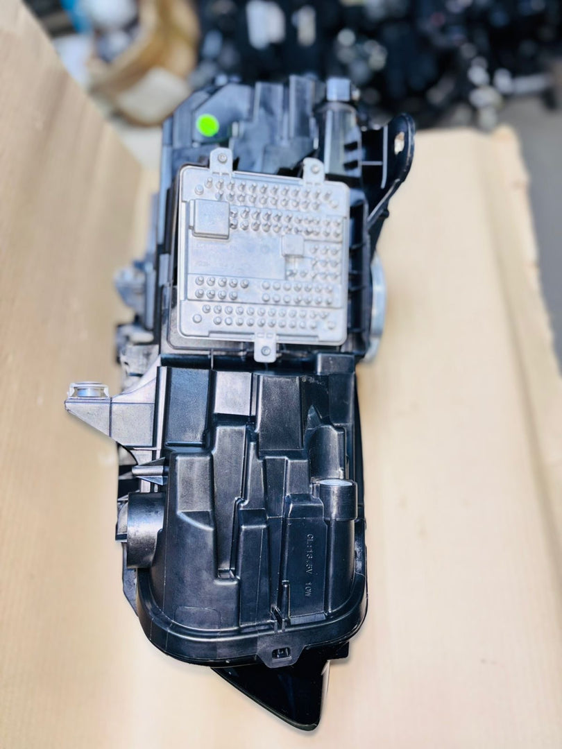 BMW 1 SERIES F40 FULL LED ADAPTIVE LEFT & RIGHT HEADLIGHT 8082630 8082629 COMPLETE