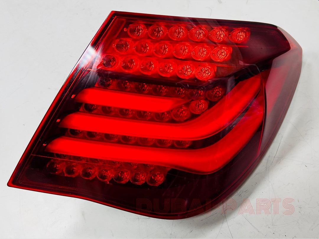 BMW F01 F02 LCI Rear Lamp Saloon Light In The Side Panel Right O/S 7300268