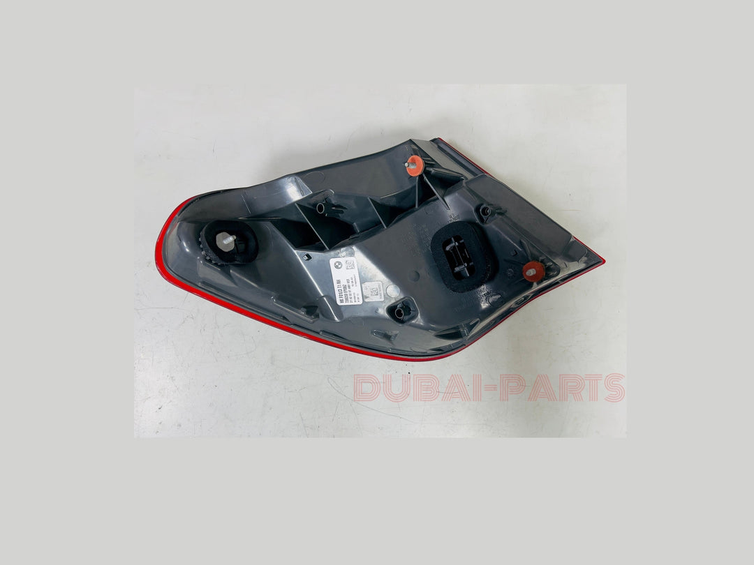 BMW F01 F02 LCI Rear Lamp Saloon Light In The Side Panel Right O/S 7300268