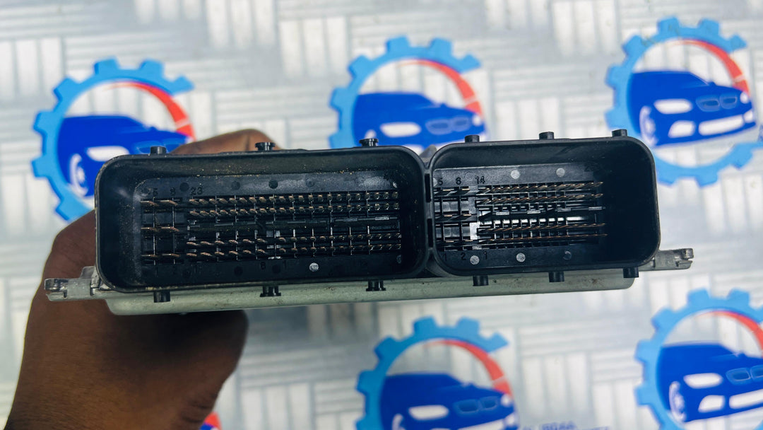 OEM BMW N54 E82 E88 E90 E92 E93 Z4 Engine Control Unit Ecm DME MSD81  7586933