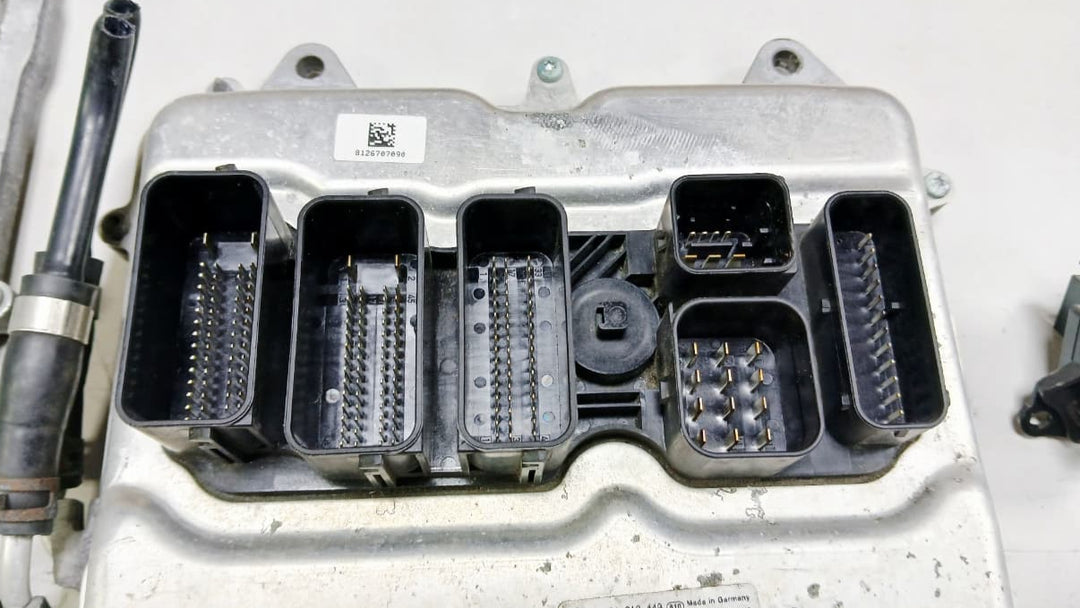 BMW 550iX N63N F10 LCI 2016 ENGINE CONTROL UNIT ECU SET DME 7540738