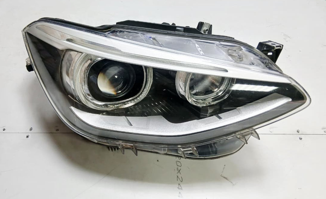 GENUINE OEM Hella BMW 1 'S F20 F21 Xenon Headlight Right Side 2011-15 7229688