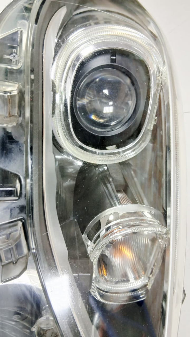 GENUINE OEM Hella BMW 1 'S F20 F21 Xenon Headlight Right Side 2011-15 7229688