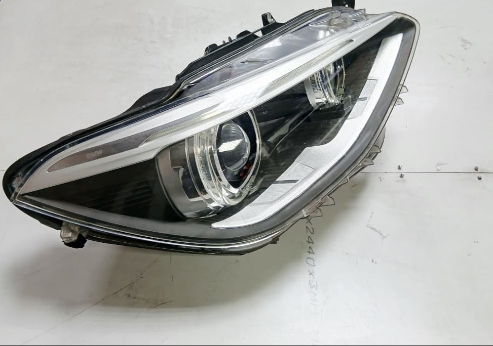 GENUINE OEM Hella BMW 1 'S F20 F21 Xenon Headlight Right Side 2011-15 7229688