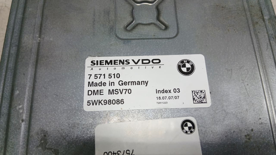 وحدة التحكم الإلكترونية لمحرك BMW Z4 2.5i E85 N52 (DME MSV70 7571510) 