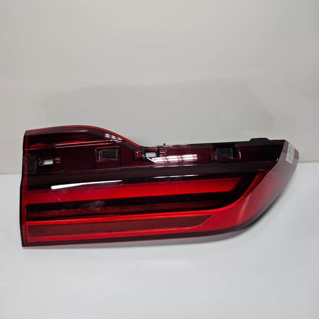 OEM BMW X7 G07 Rear Taillight H75A164A105 LHS