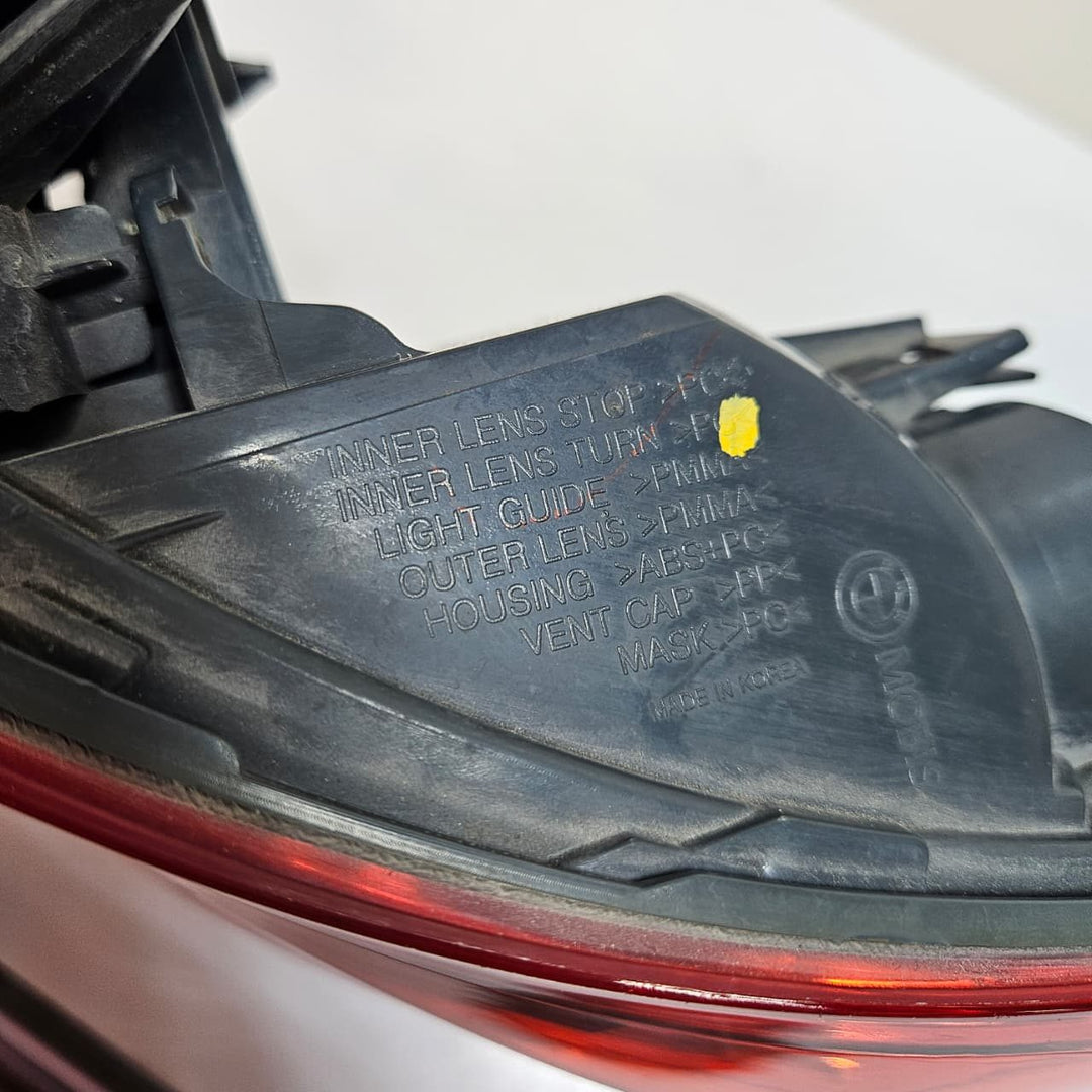 OEM BMW 3-Series F31 Rear Right Taillight Lamp 7259902 USED