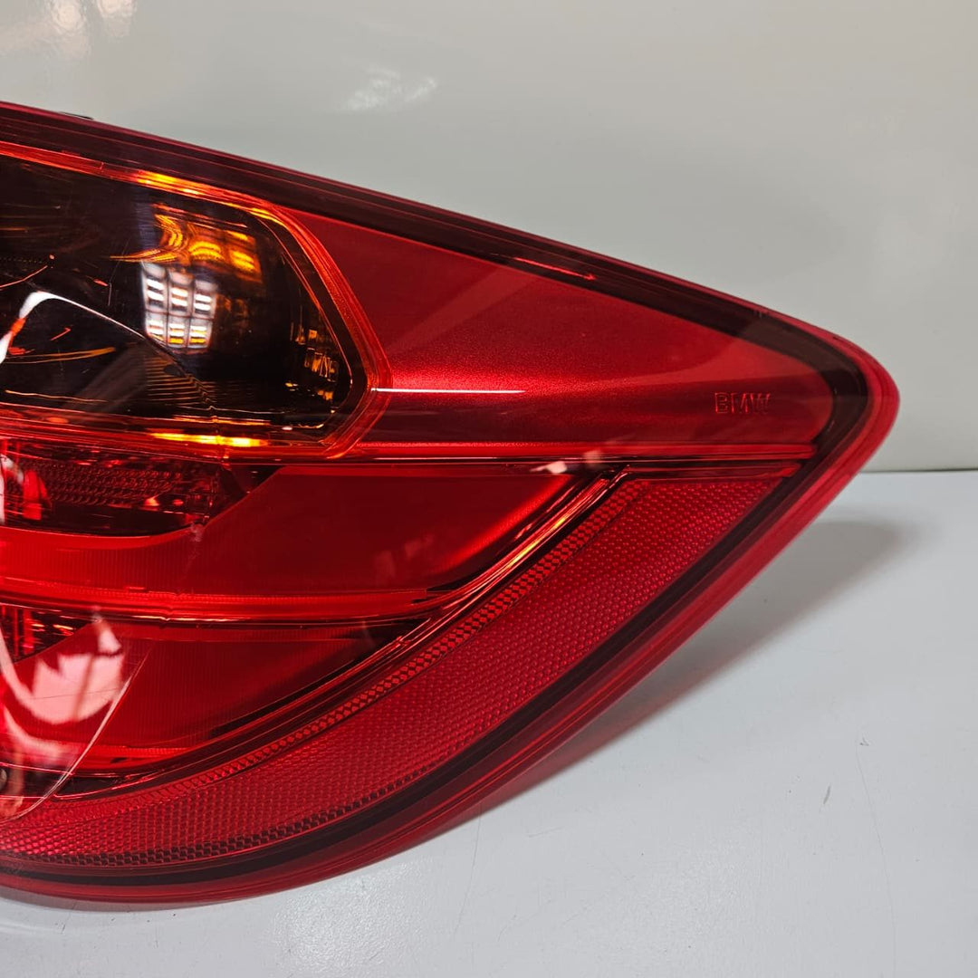 OEM BMW 3-Series F31 Rear Right Taillight Lamp 7259902 USED