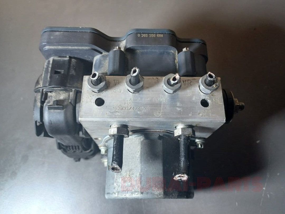 2012-2015 Mercedes Benz W176 CLA ABS Unit Brake Pump A176 4310800 OEM
