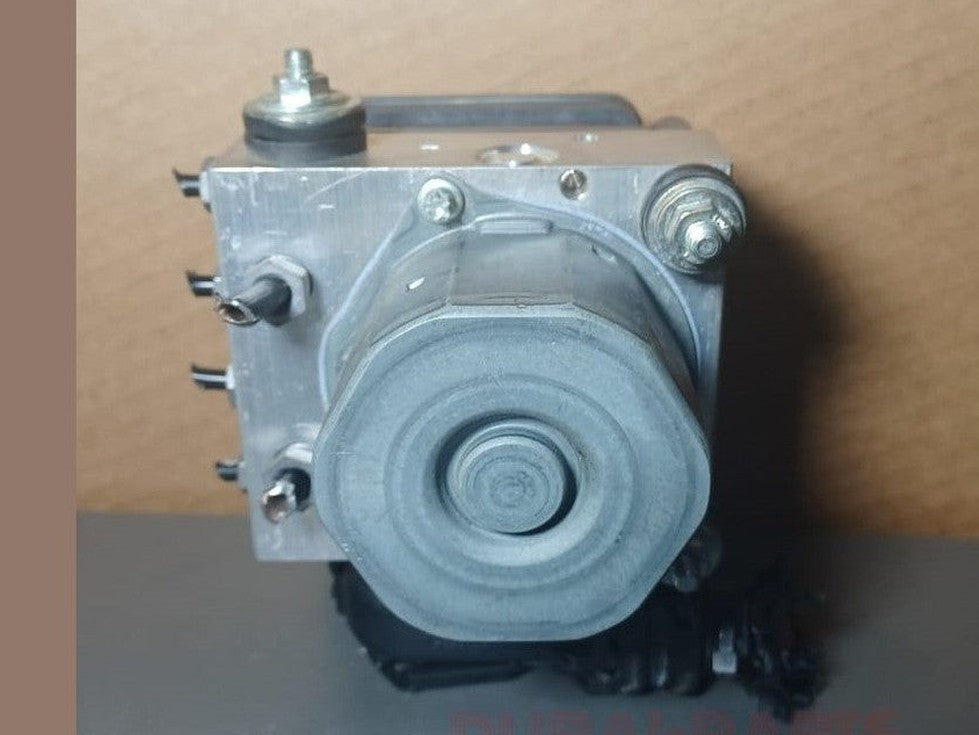 2012-2015 Mercedes Benz W176 CLA ABS Unit Brake Pump A176 4310600 OEM