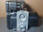 Load image into Gallery viewer, 2011-2014 Mercedes Benz W204 C Class C300 ABS Unit Brake Pump A172 9014100 OEM
