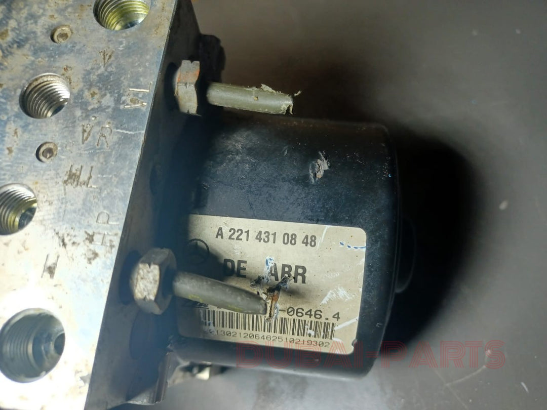2011-2014 Mercedes Benz W221 S-CLASS ABS Unit Brake Pump A221 9014800 OEM