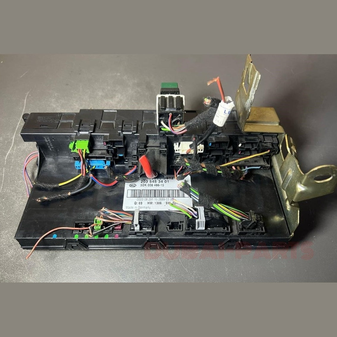 2001-2009 Mercedes-Benz W203 C320 C230 CLK500 Rear Trunk SAM Fuse Relay Box Assy A203 5453401 OEM
