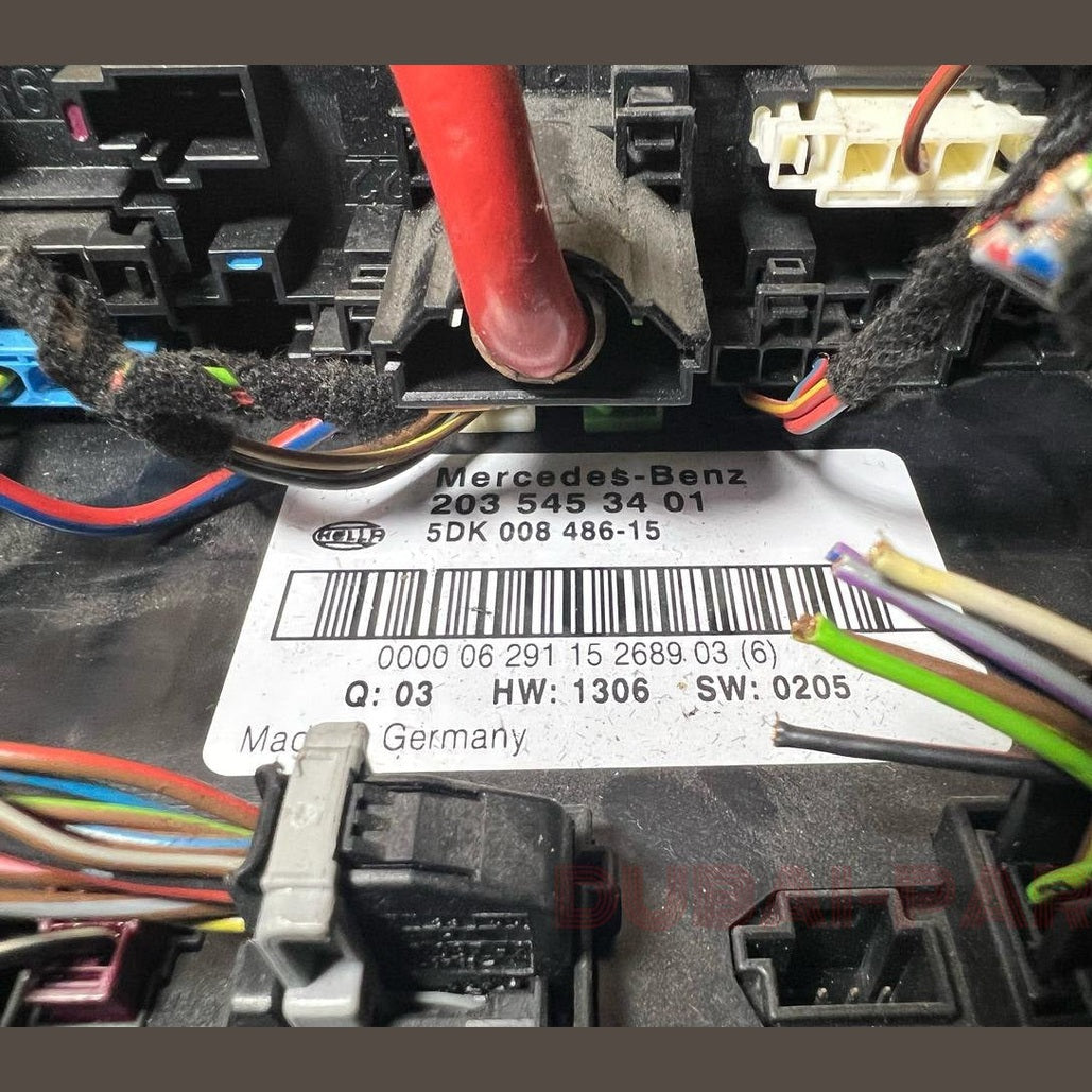 2001-2009 Mercedes-Benz W203 C320 C230 CLK500 Rear Trunk SAM Fuse Relay Box Assy A203 5453401 OEM