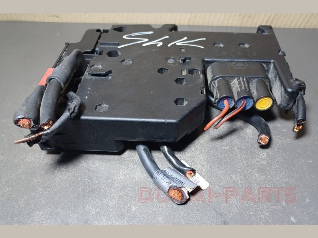 2012-2016 Mercedes W172 SLK Fuse Relay Box Junction Terminal Connector A172 5401150 OEM